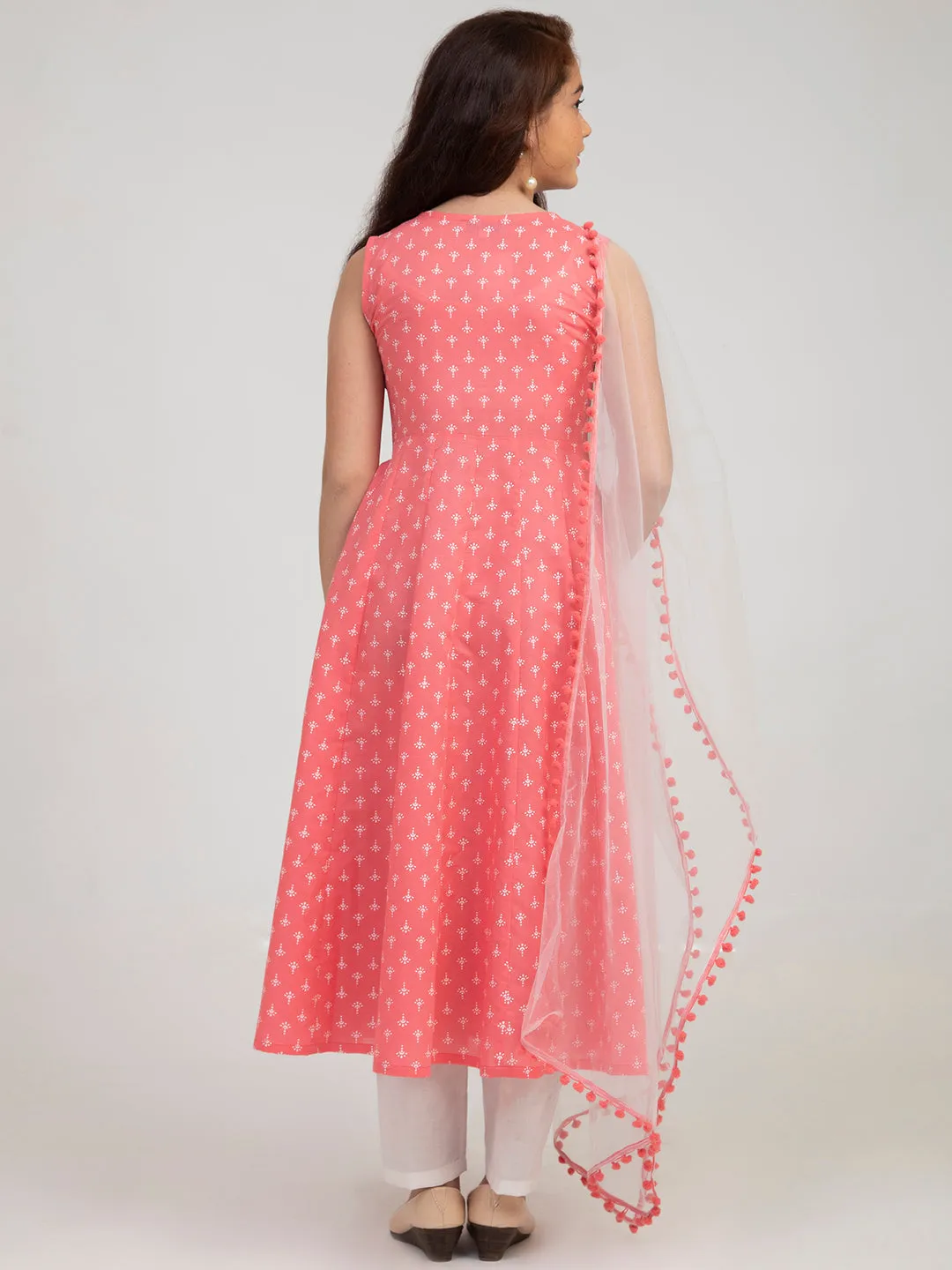 Jashvi Girls Pink And White Kurta And Trouser With Dupatta